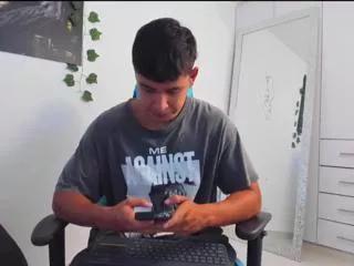 kevin_bray on Flirt4Free 