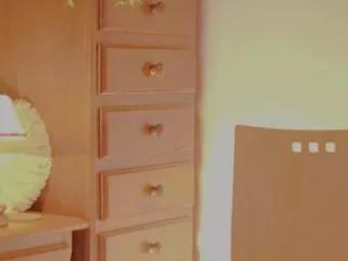 lana_robles on Flirt4Free 