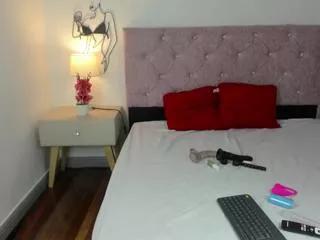 lili_loren on Flirt4Free 