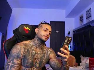 logan_hugh on Flirt4Free 