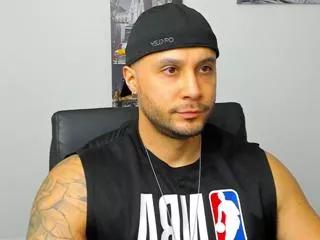luke_siner on Flirt4Free 
