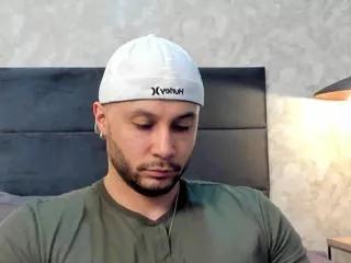 luke_siner on Flirt4Free 