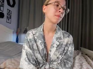 lynn_brabson on Flirt4Free 