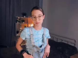 lynn_brabson on Flirt4Free 