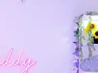 maddy_parisi on Flirt4Free 