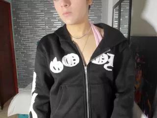 mady_baham on Flirt4Free 