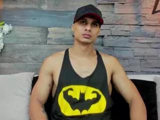 noah_hunther on Flirt4Free 