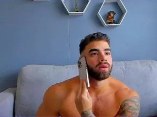 Offline paul_phoenix on Flirt4Free