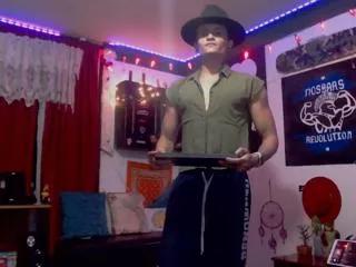 raymond_courtois on Flirt4Free 