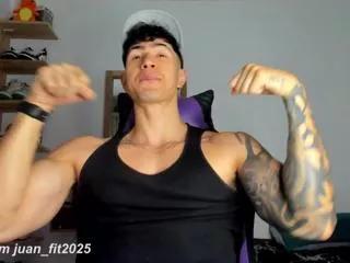 ryan_lewis on Flirt4Free 