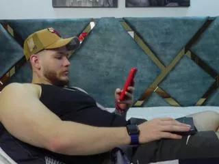 valentino_ferrari on Flirt4Free 