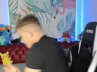 zeke_carter on Flirt4Free 