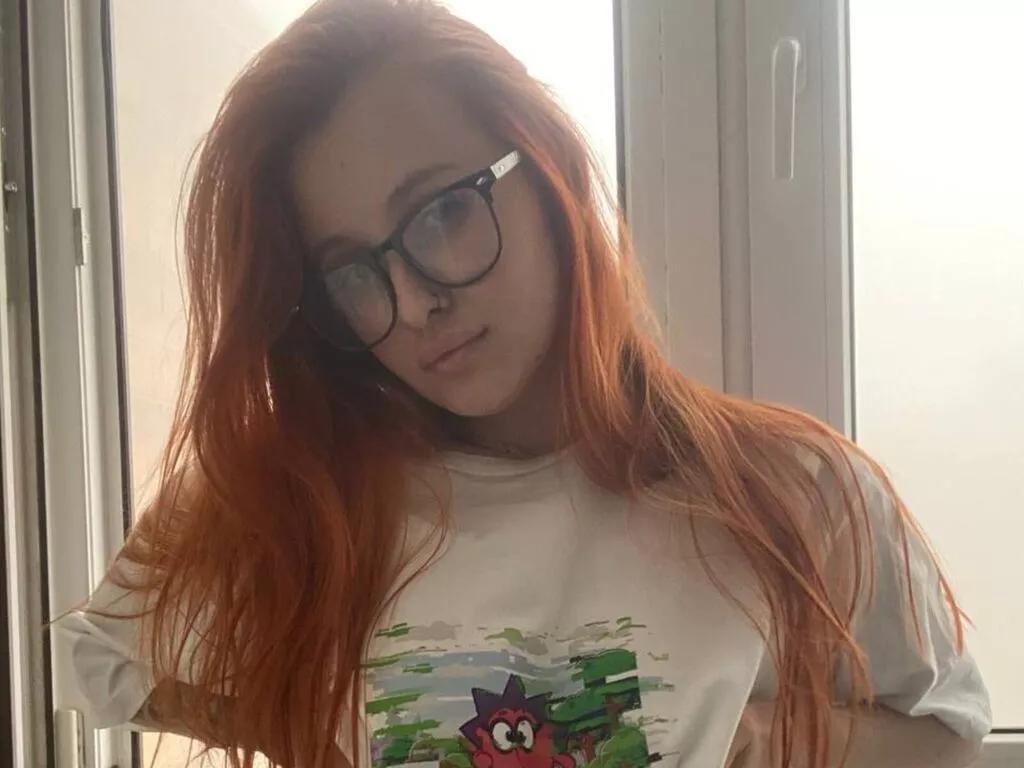 AdelFunn on LiveJasmin