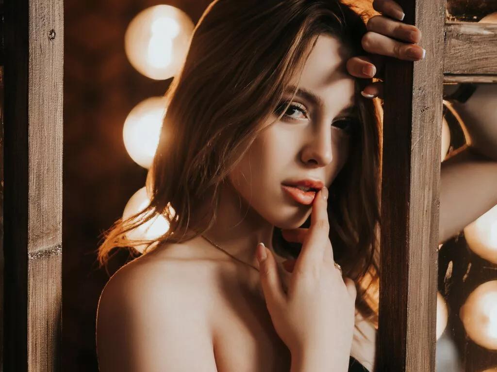 AlexandraRichard on LiveJasmin