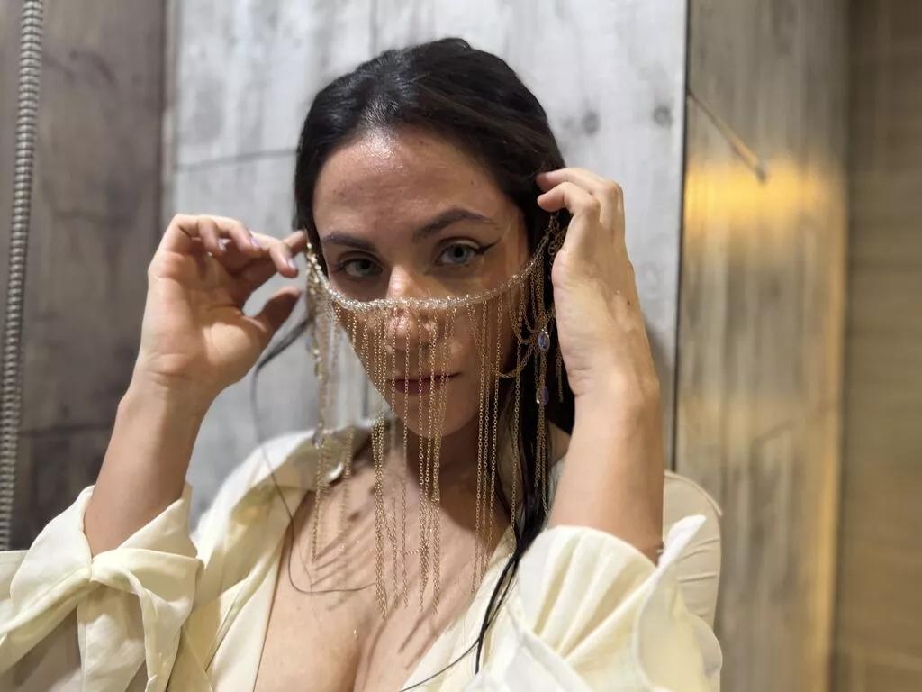 AliahVega on LiveJasmin 