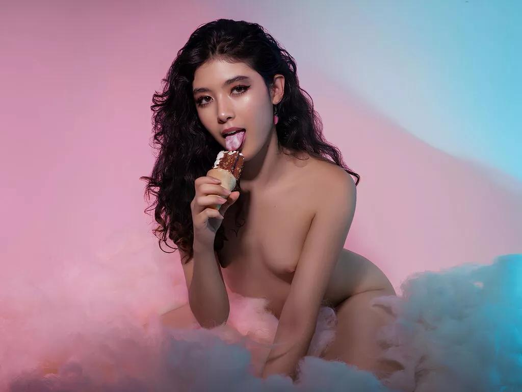 ArabellaBloom on LiveJasmin