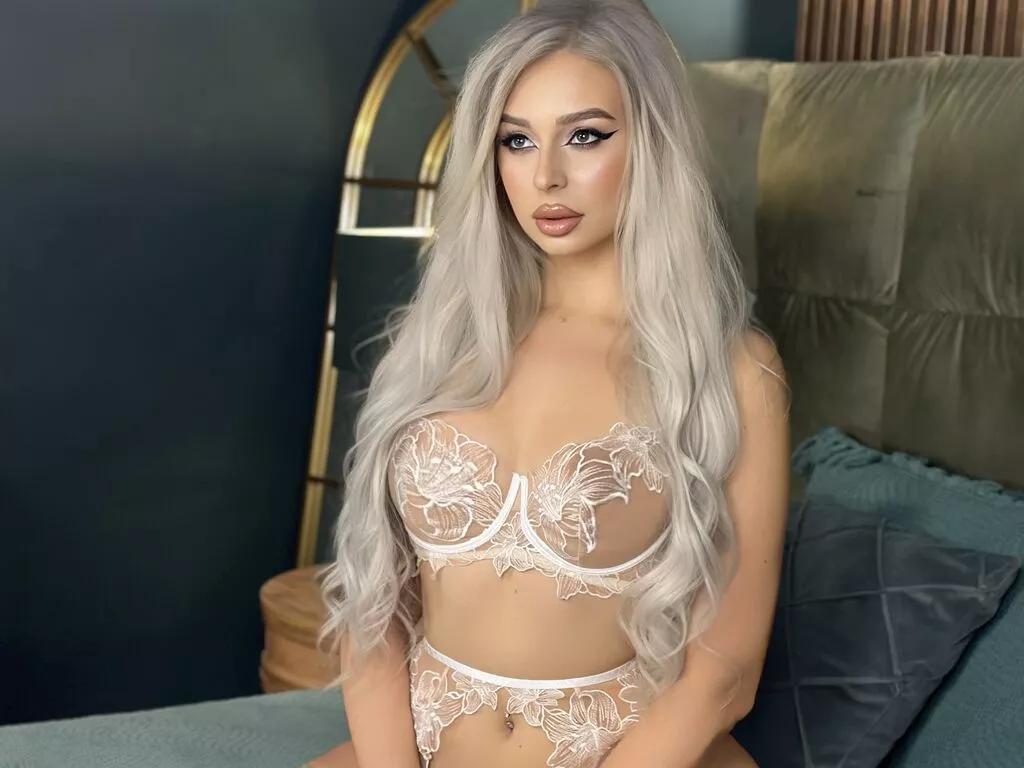 ElizaMae on LiveJasmin 
