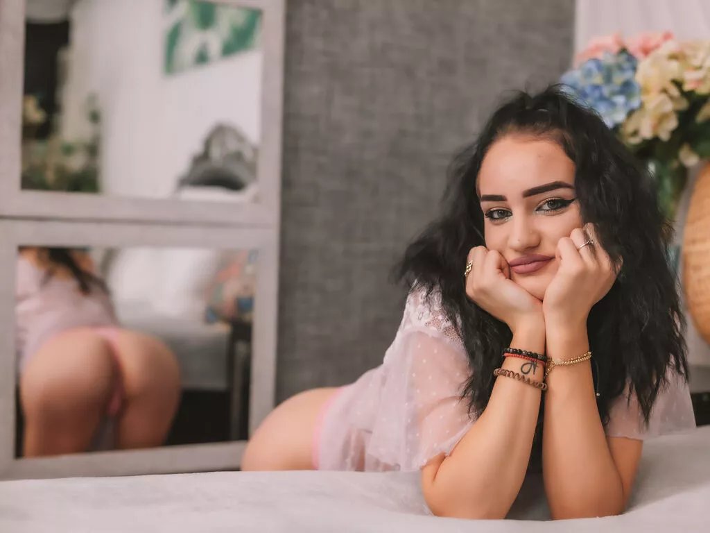 IzabellaHollar on LiveJasmin