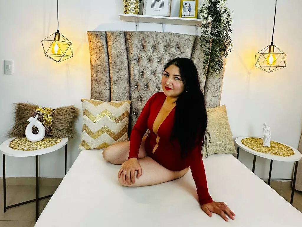 JasmineCrisle on LiveJasmin