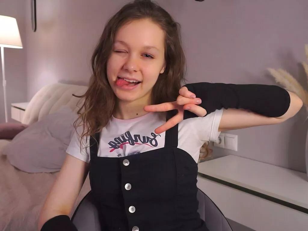 KeeleyBiddix on LiveJasmin 