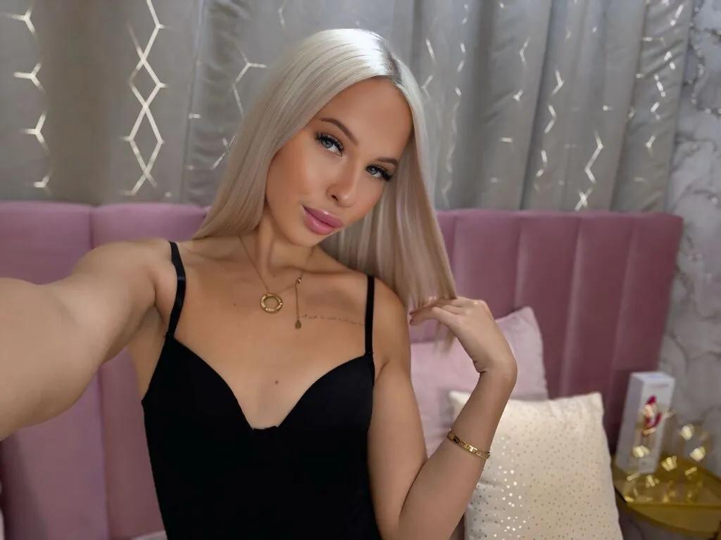 PollyElfi on LiveJasmin