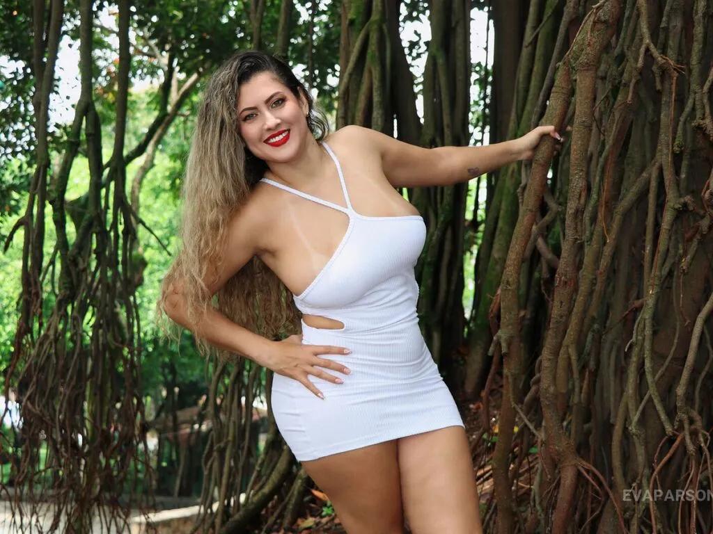 RoxaneWalton on LiveJasmin