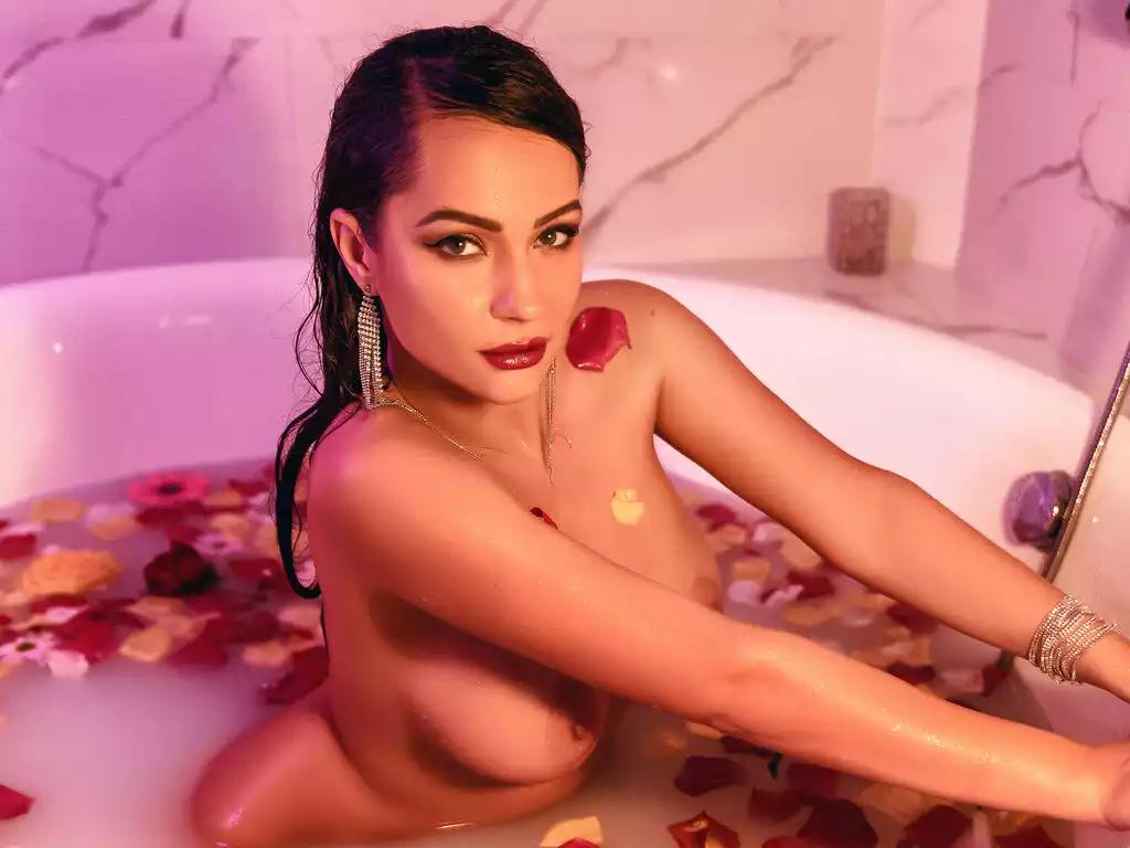 SelenaIvy on LiveJasmin 