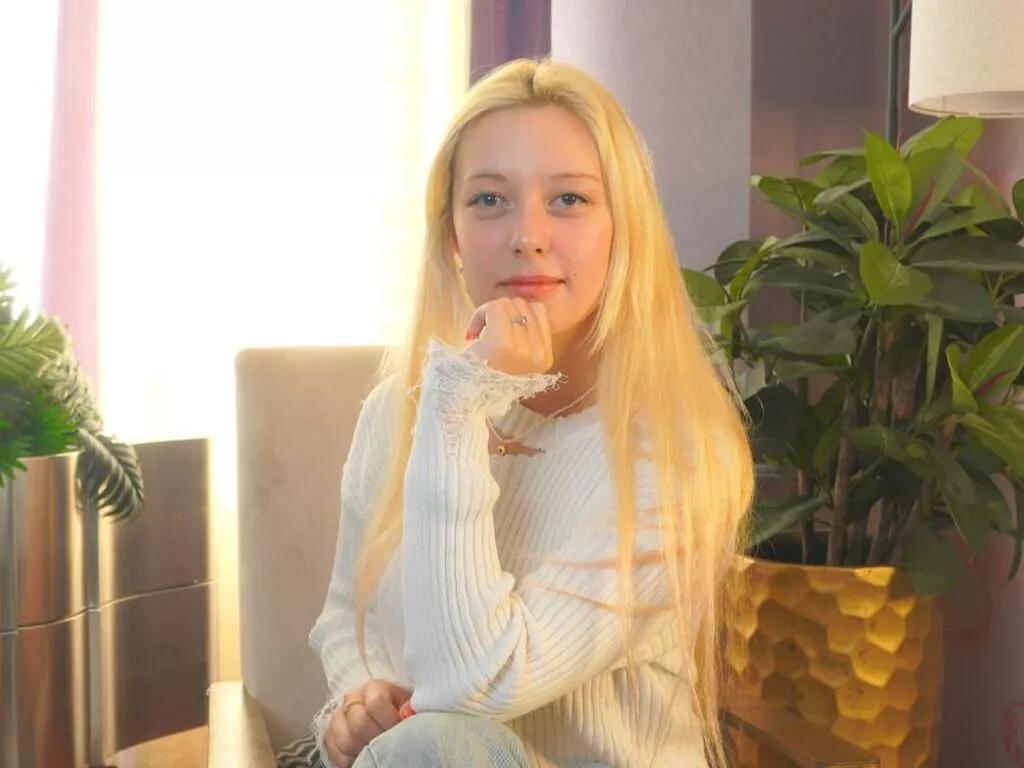 UdeleEdmands on LiveJasmin 