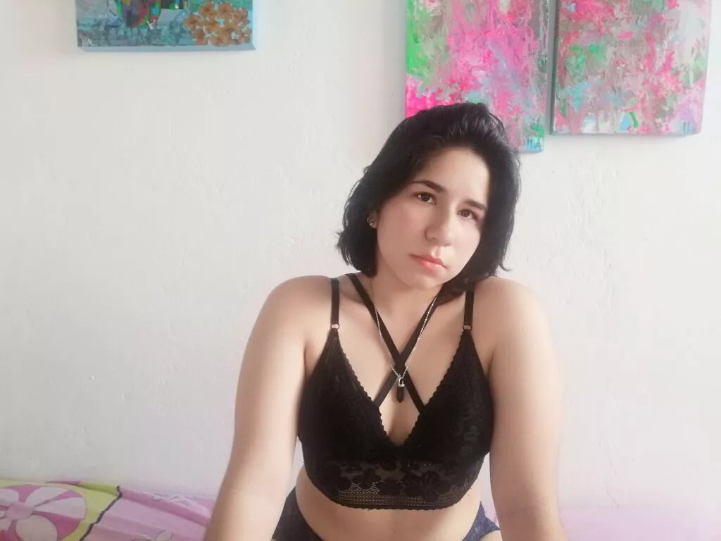 Offline VictorineLouise on LiveJasmin