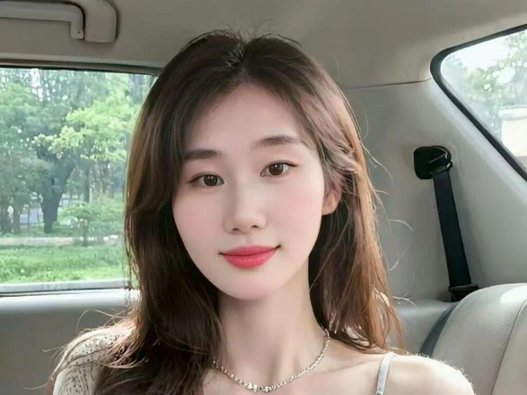 YingBao on LiveJasmin