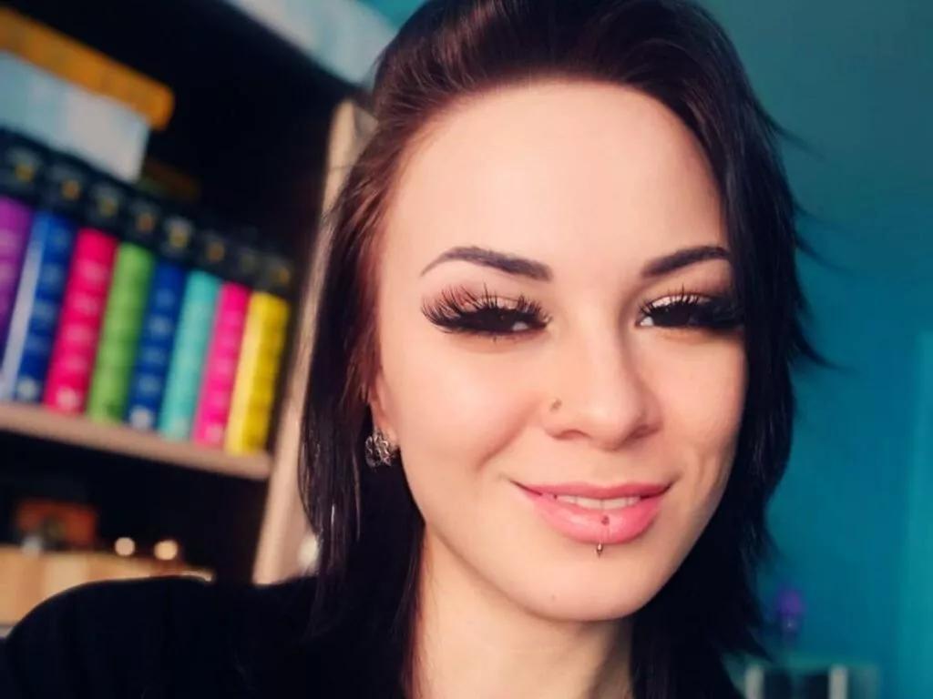 ZarahFrank on LiveJasmin 