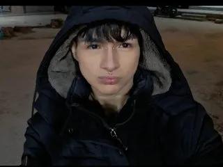 AleAurarashi on Streamate