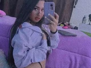 AmyLewiis on Streamate 