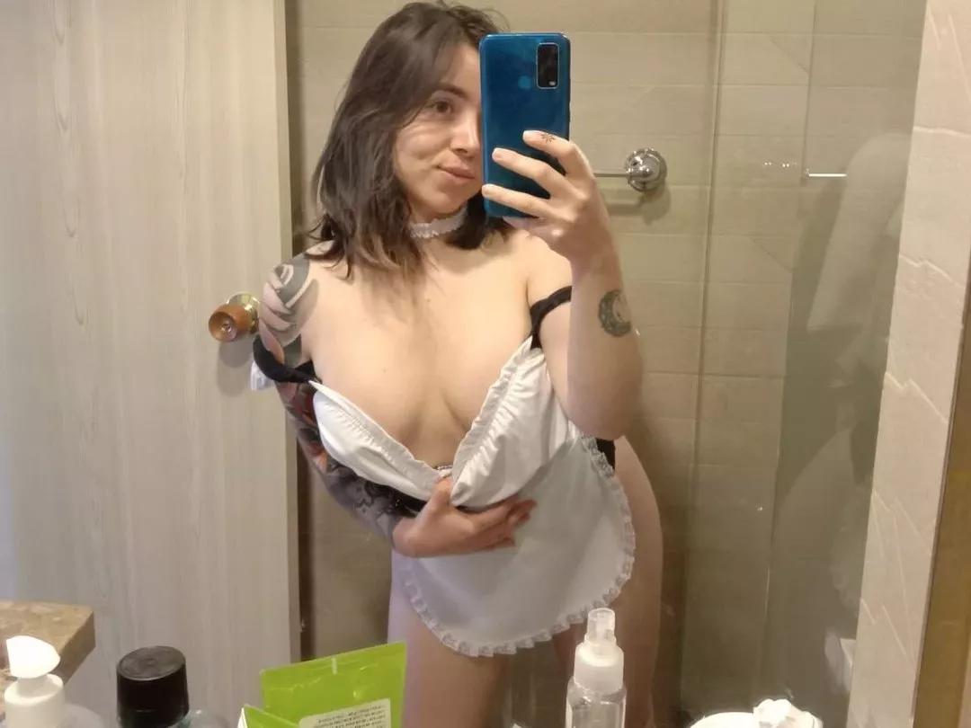 AnaaRossee on Streamate 