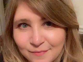 AvaBlake18 on Streamate
