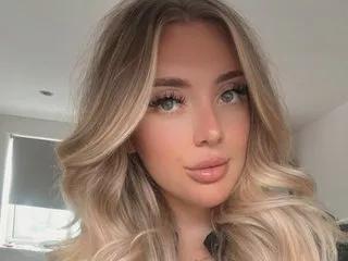 BabyDollN on Streamate