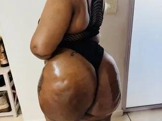 Bootyliciouse21Xx on Streamate 