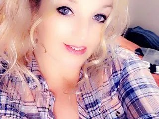 Offline CaliStar23 on Streamate