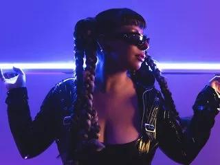 DixieMiller on Streamate 