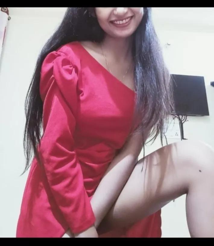 Eliza99 on Streamate 