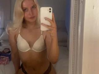 Ella_xoxo on Streamate 