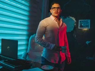 Offline JeffDalton on Streamate