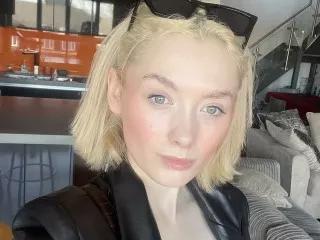 Littleangelblue on Streamate 