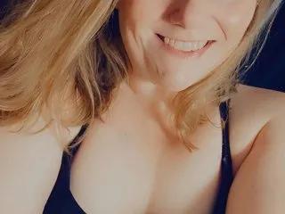 LittleReddPrincess on Streamate