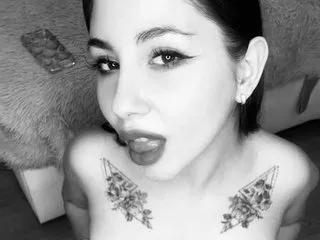 Lusty_luna on Streamate