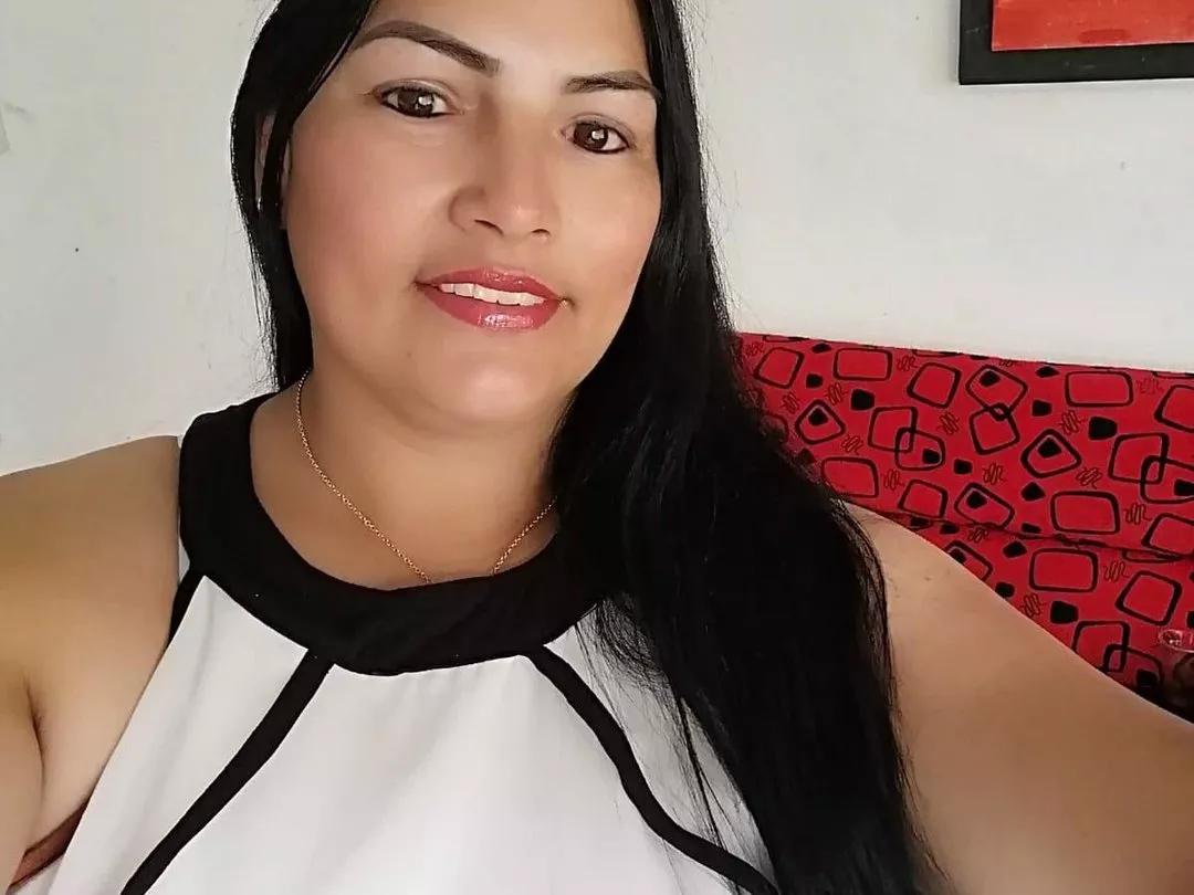 PENELOPELEWIS40 on Streamate 