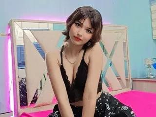 ravenn_20 on Streamate
