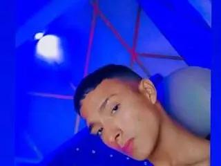 temus19 on Streamate