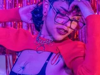 triinitty on Streamate 