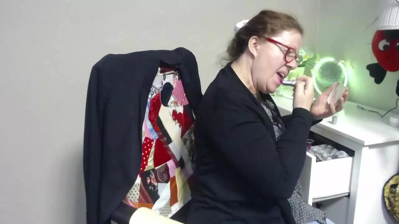 AdeleeModel on Streamray 